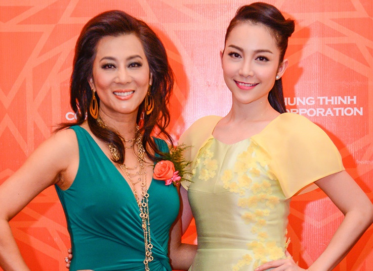 Linh Nga xinh dep hoi ngo MC Ky Duyen hinh anh