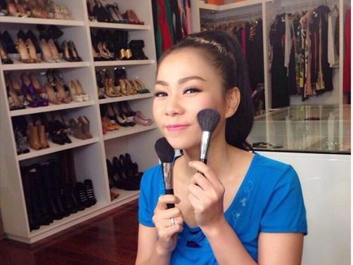 Thu Minh tiet lo tu giay hang hieu hoanh trang hinh anh