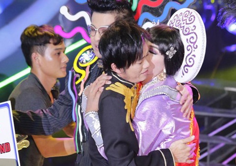 Hoai Lam doat 800 trieu o Guong mat than quen hinh anh