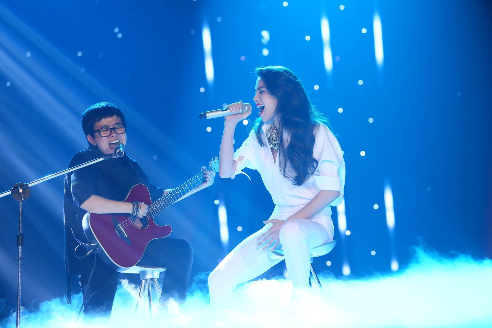 Ha Ho - Phuong Uyen trinh dien lien khuc 'Khong - Tra no tinh xa' hinh anh