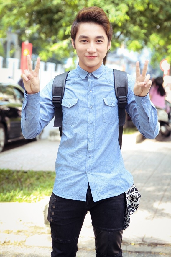 Sơn Tùng thành sao của làng nhạc nhờ bài hit trăm triệu lượt nghe.