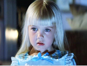 Bo phim kinh di va 4 cai chet gay kinh hoang Hollywood hinh anh