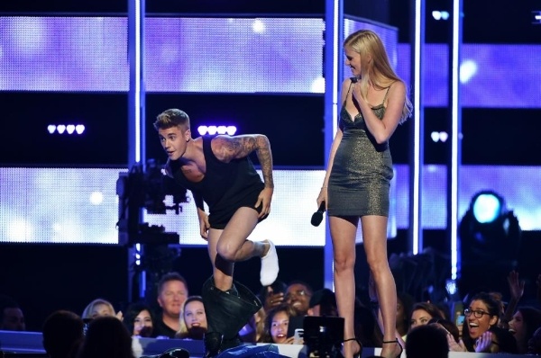 Nhung khoanh khac coi ao vo duyen nhat cua Justin Bieber hinh anh