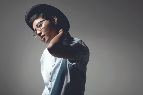 Vu Cat Tuong hat 'Yeu xa' hinh anh