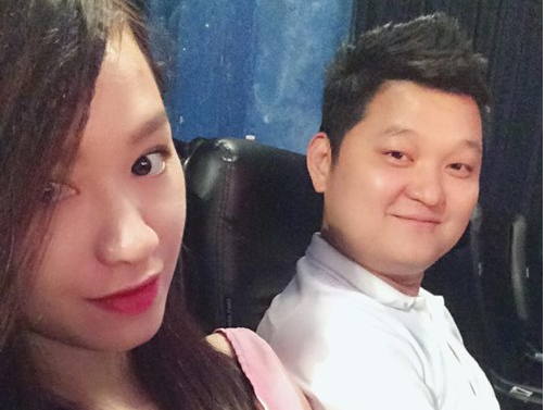 Tra My Idol be bung bau 7 thang cung chong dai gia di tiec hinh anh