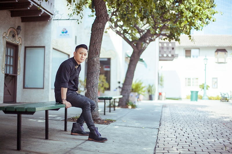 Justin Nguyen khoe net dien trai tren dat My hinh anh