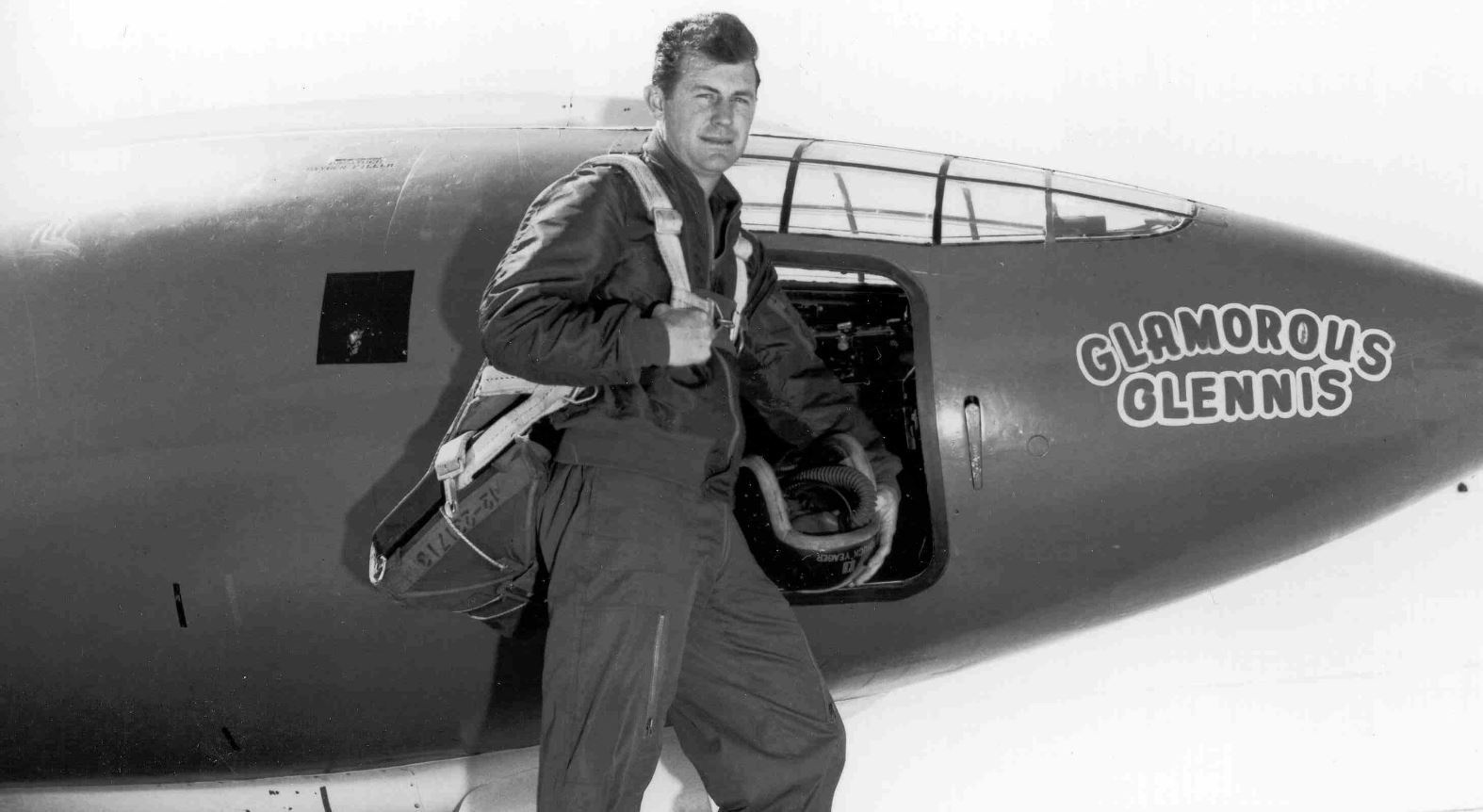 phi cong bay vuot toc do am thanh anh 1