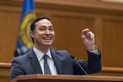 Nghi si My cam ket bao dam an toan cho cong dong nguoi Viet hinh anh