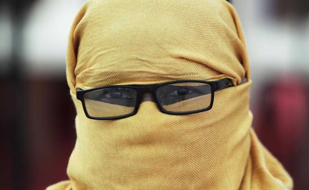 Benh nhan Covid-19 dang chet ngat tham khoc o An Do hinh anh