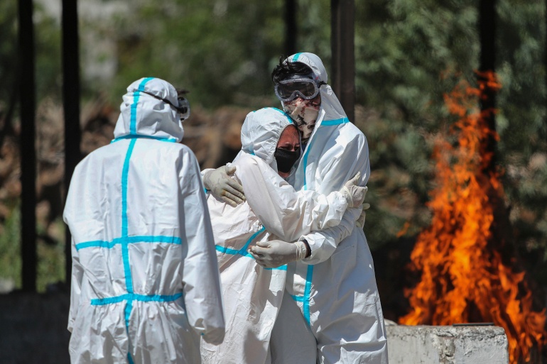 An Do them 320.000 ca nhiem moi hinh anh