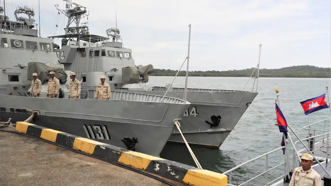 Dai ta My dot ngot ket thuc chuyen tham can cu quan su cua Campuchia hinh anh