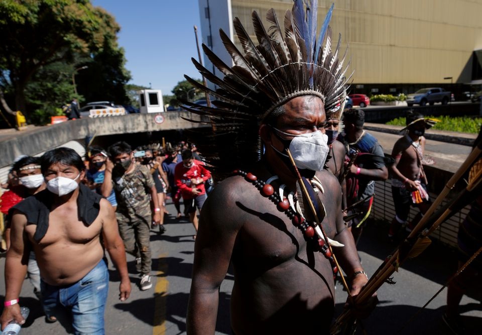 nguoi ban dia Brazil bieu tinh anh 7