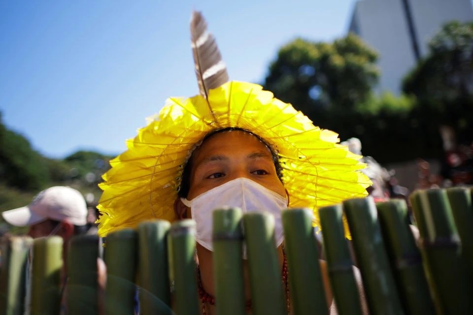 nguoi ban dia Brazil bieu tinh anh 5