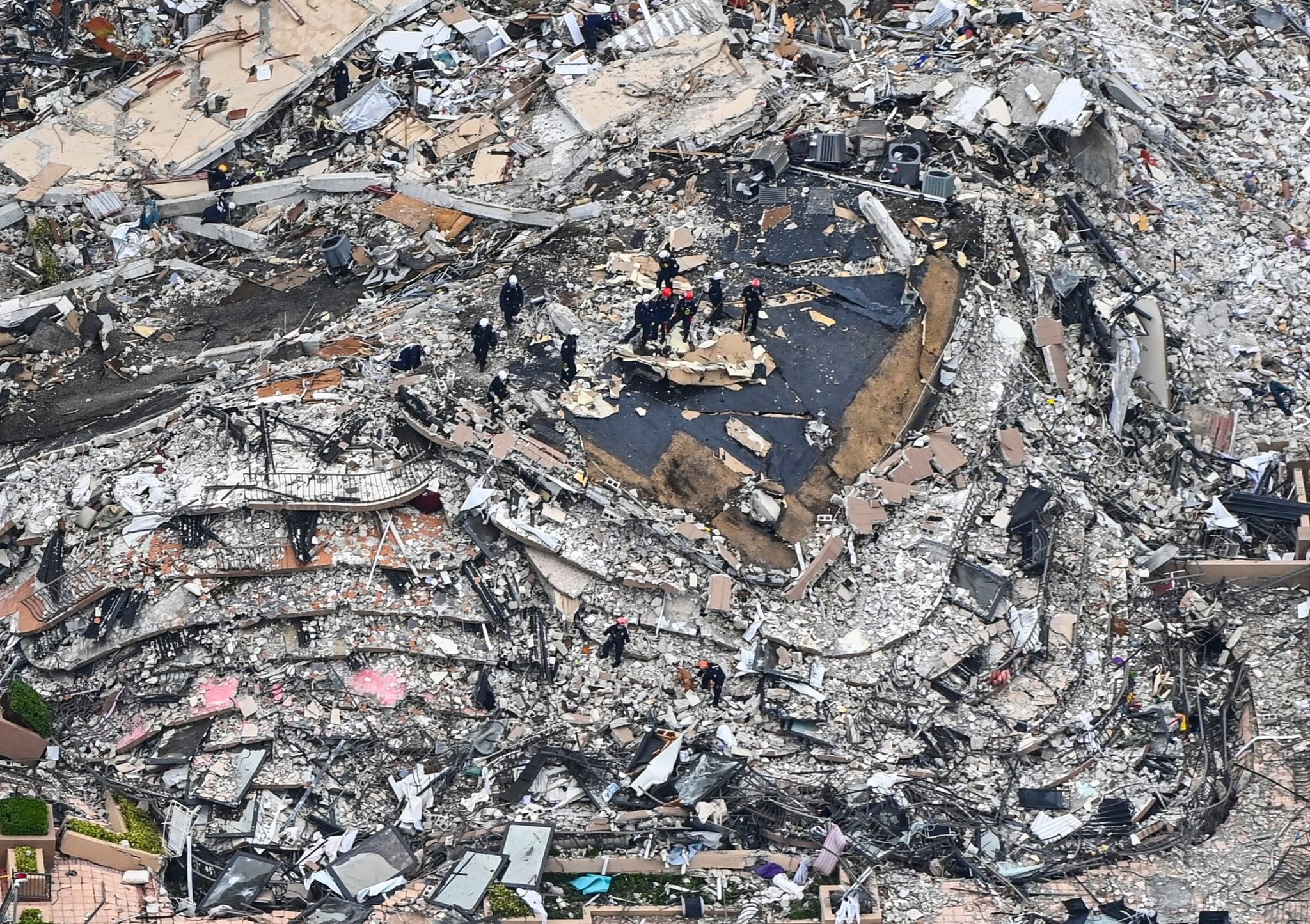 sap chung cu 12 tang o Florida anh 1