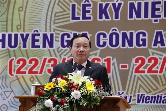 'Trang moi trong quan he huu nghi vi dai giua hai nuoc Viet - Lao' hinh anh