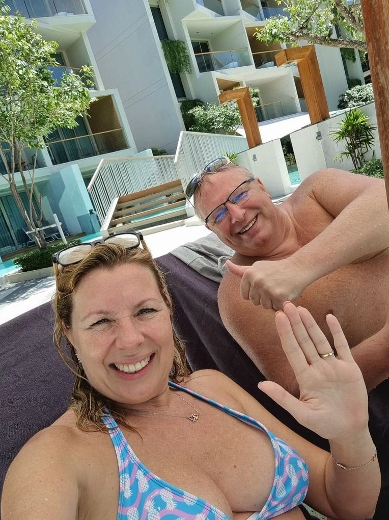 du khach dau tien cua hop cat Phuket anh 1