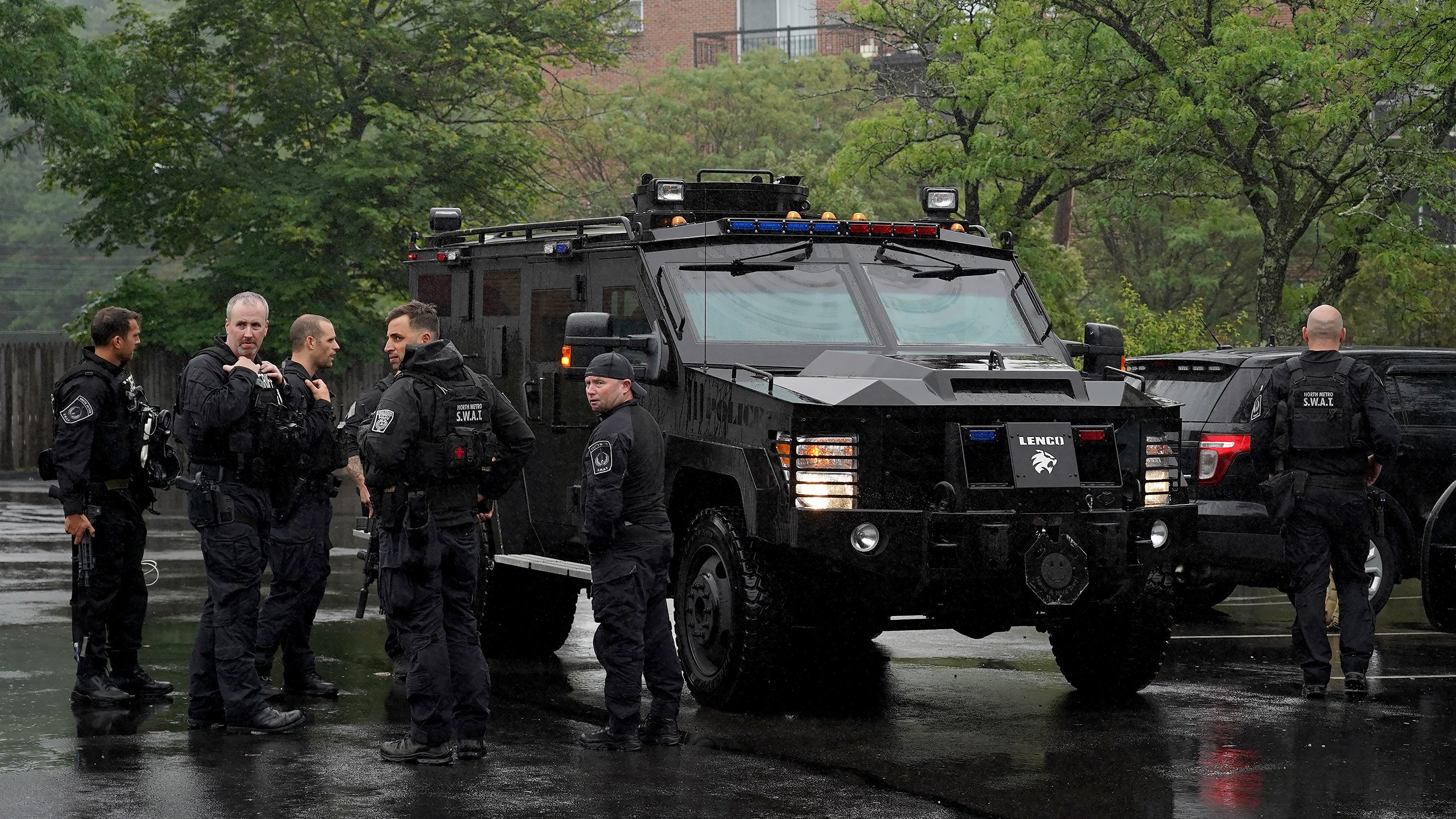 nhom vu trang khong theo luat My anh 2