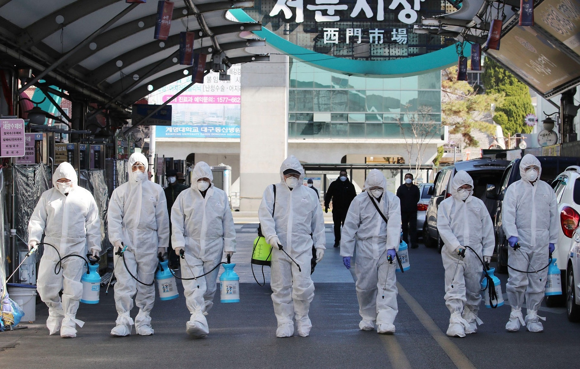 Seoul buoc vao dot gian cach xa hoi nghiem ngat nhat hinh anh