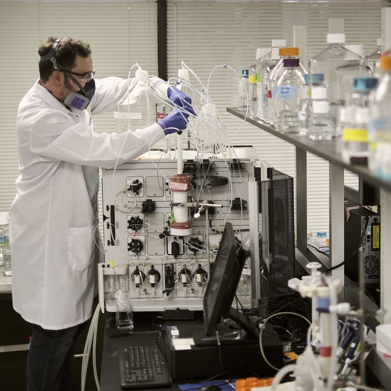 Vi sao Novavax cham Moderna anh 4