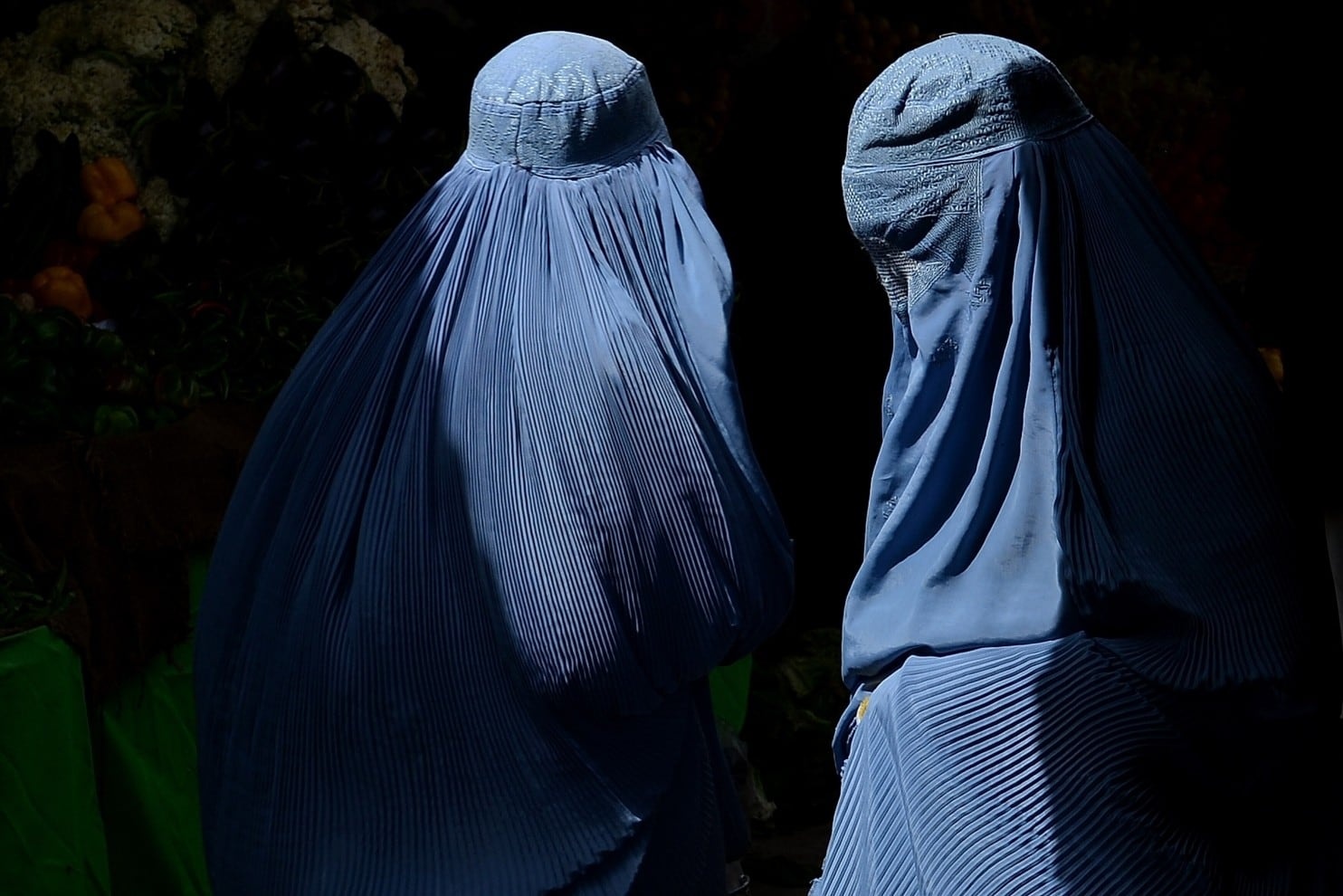 anh phu nu o Kabul bi boi den anh 2