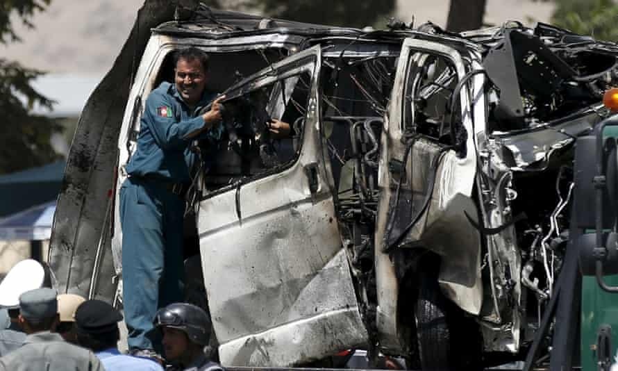 Danh bom tu sat tham khoc tai Kabul, 13 nguoi thiet mang hinh anh