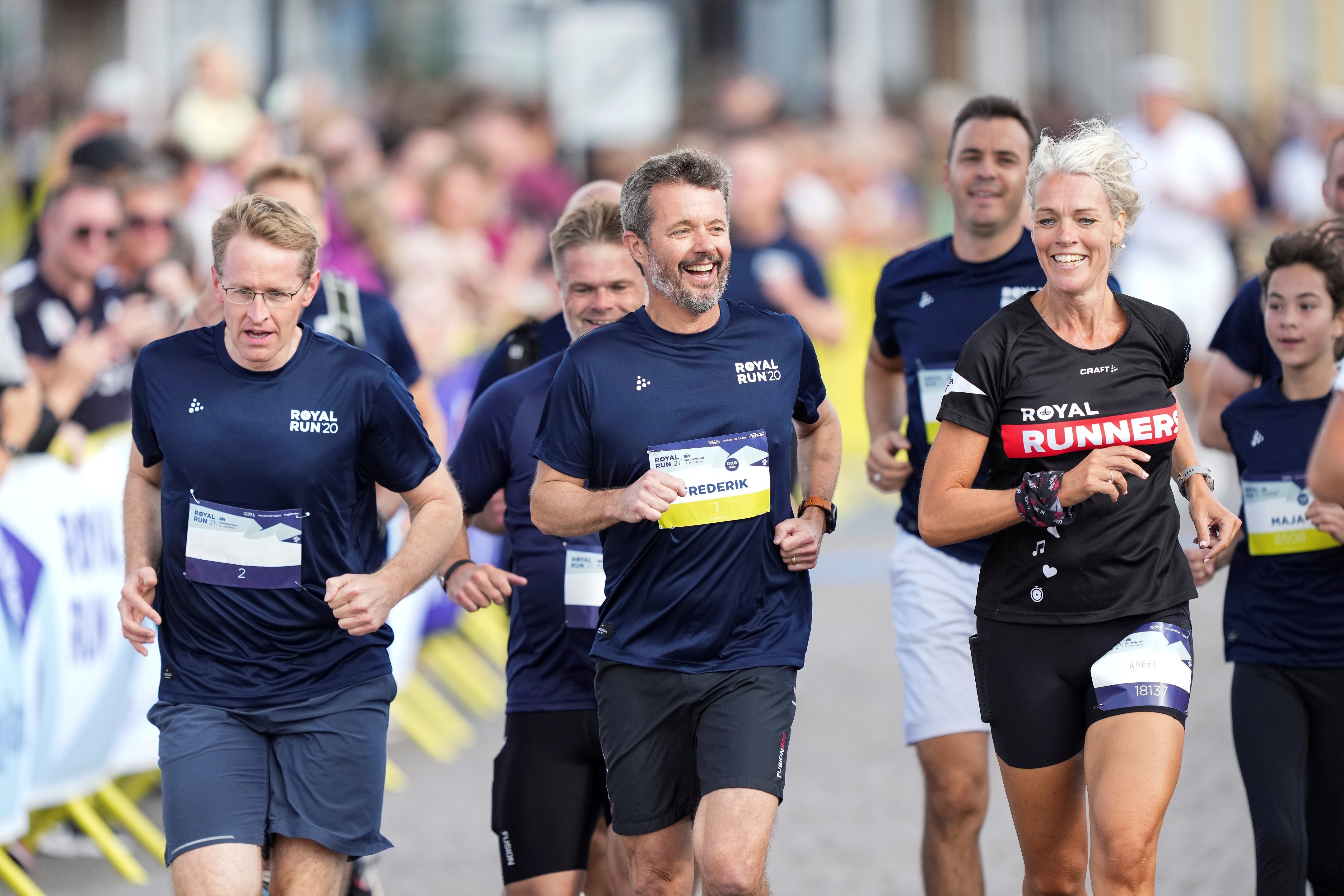 Dan Mach tro lai cuoc song binh thuong anh 2