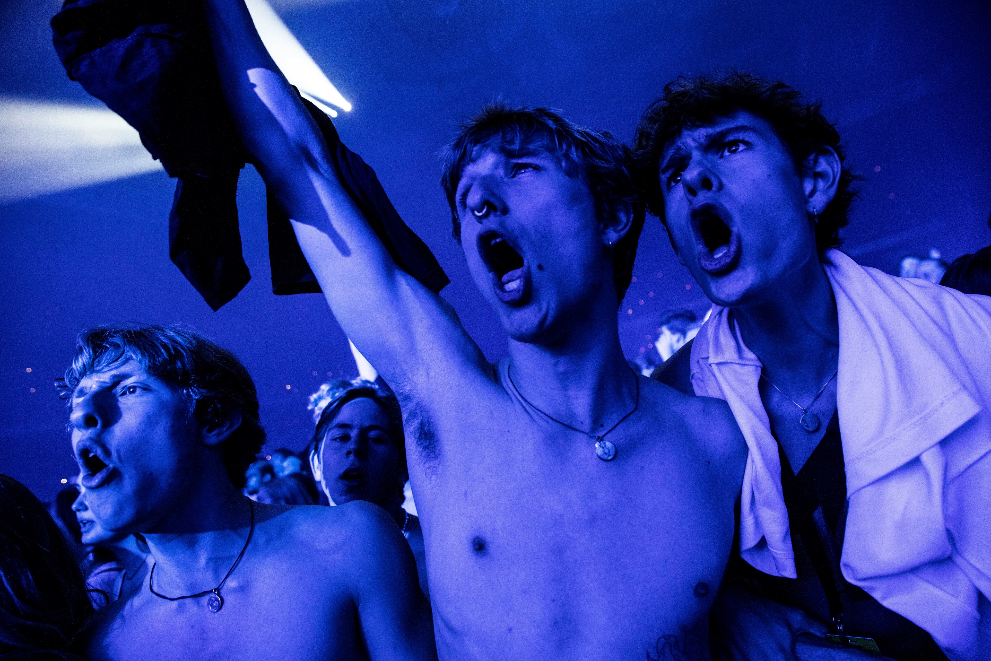 Dan Mach tro lai cuoc song binh thuong anh 9