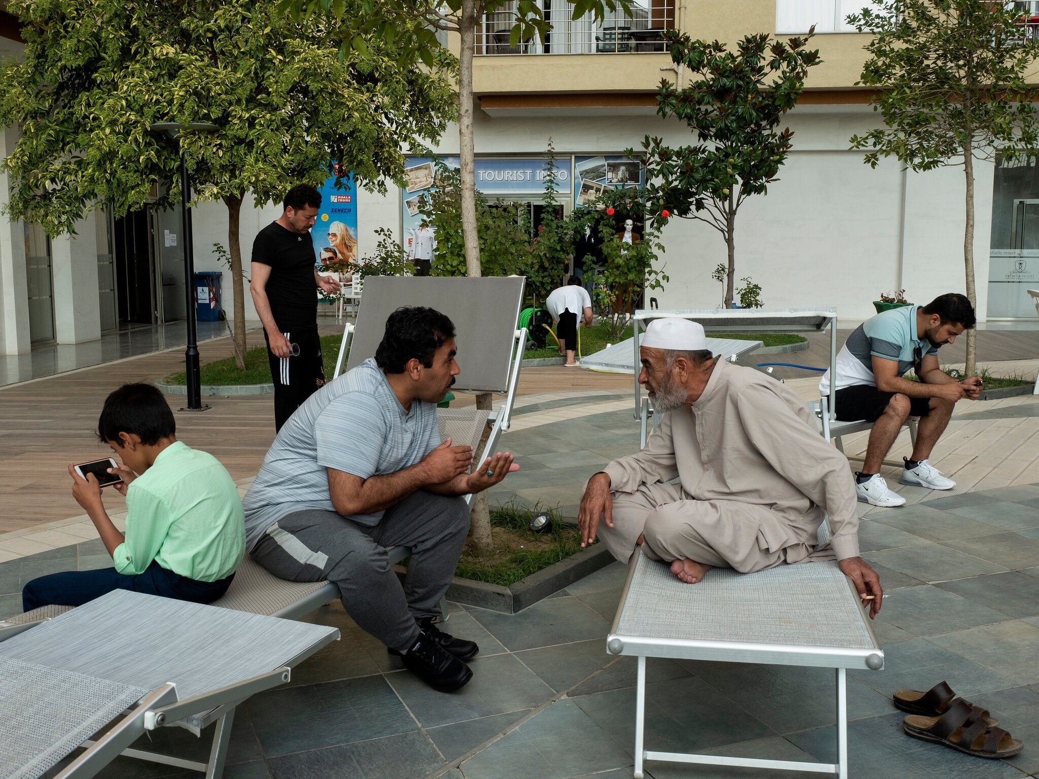 trai ti nan sang trong cho nguoi Afghanistan anh 5