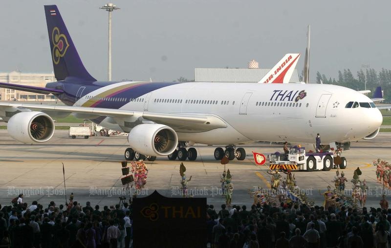 Thaksin khien hang bay Thai thua lo anh 1