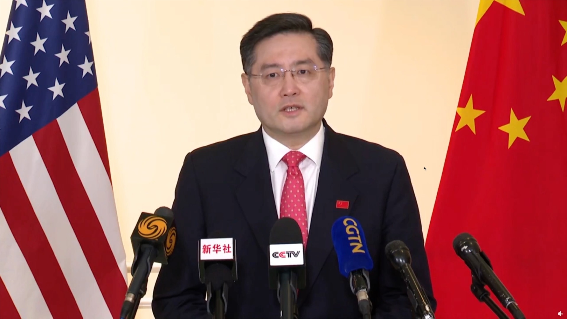 Dai su Trung Quoc: Neu My - Trung doi dau, ca hai deu thua hinh anh