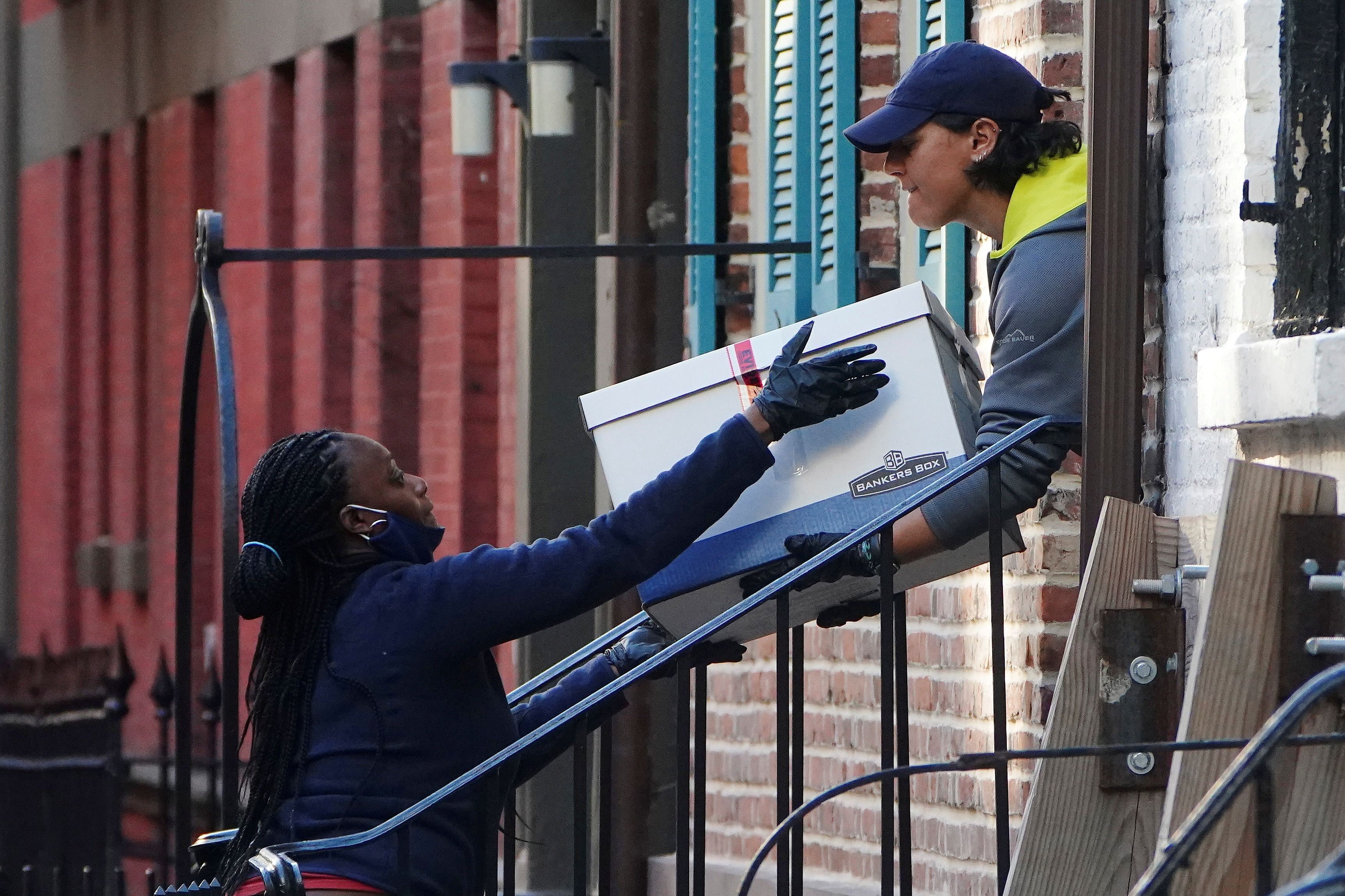 FBI xet nha lien quan den ty phu Nga anh 5