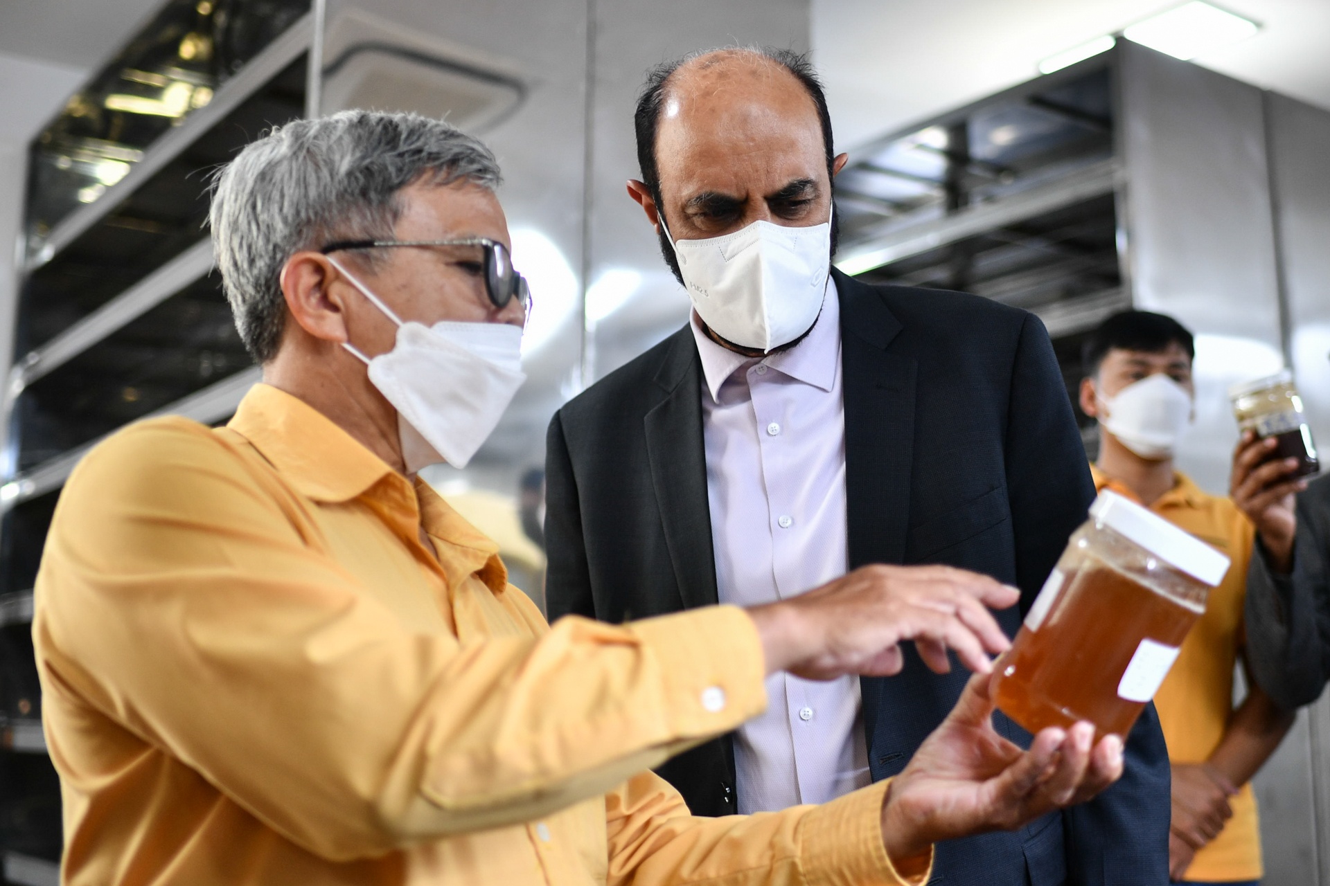 Co hoi cho hang Viet den xu 'nghin le mot dem' hinh anh