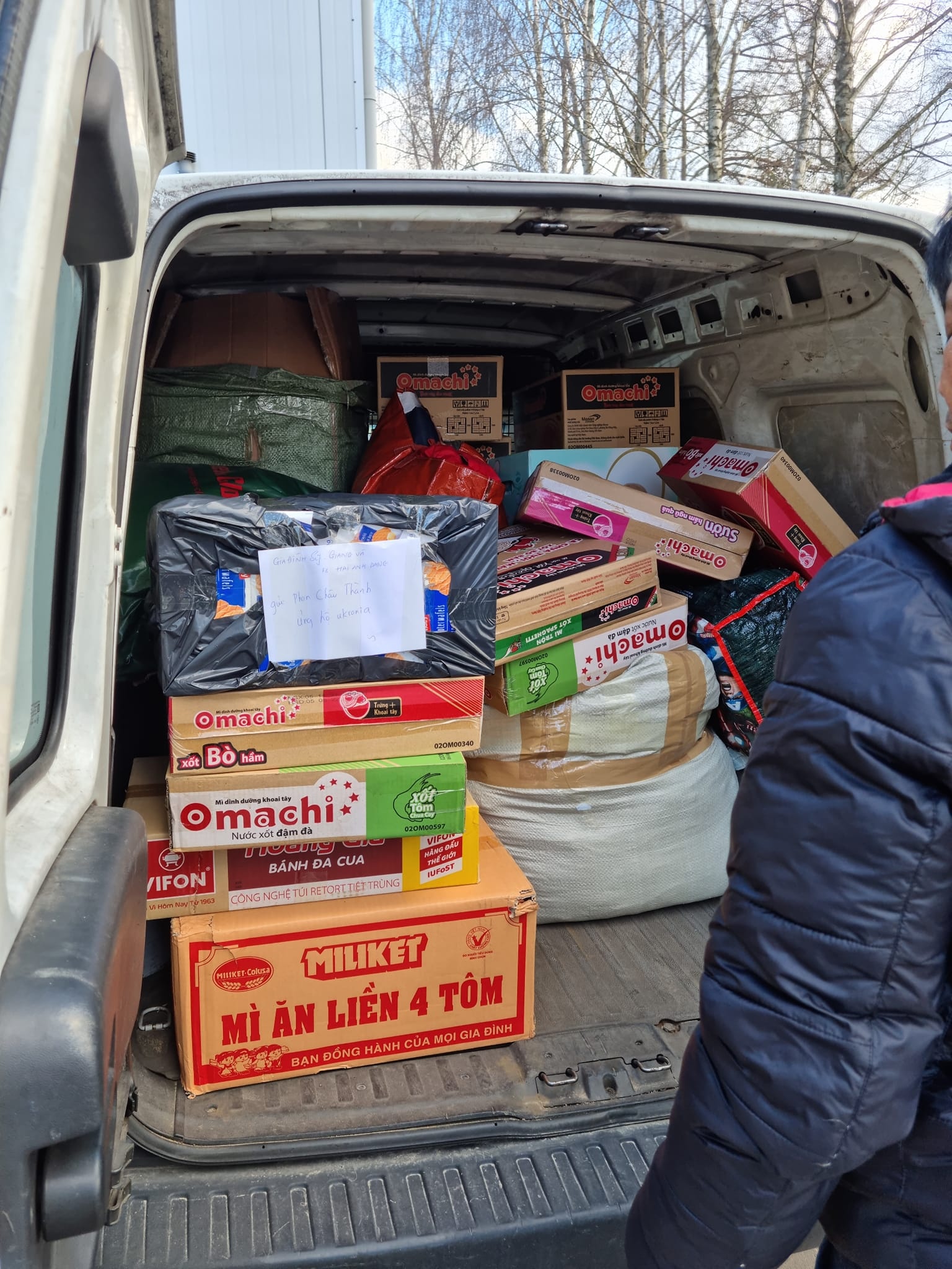 Nguoi Viet tai bien gioi Ukraine anh 5