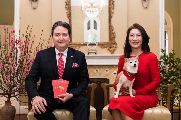 Dai su My tra loi truc tuyen doc gia Zing anh 1