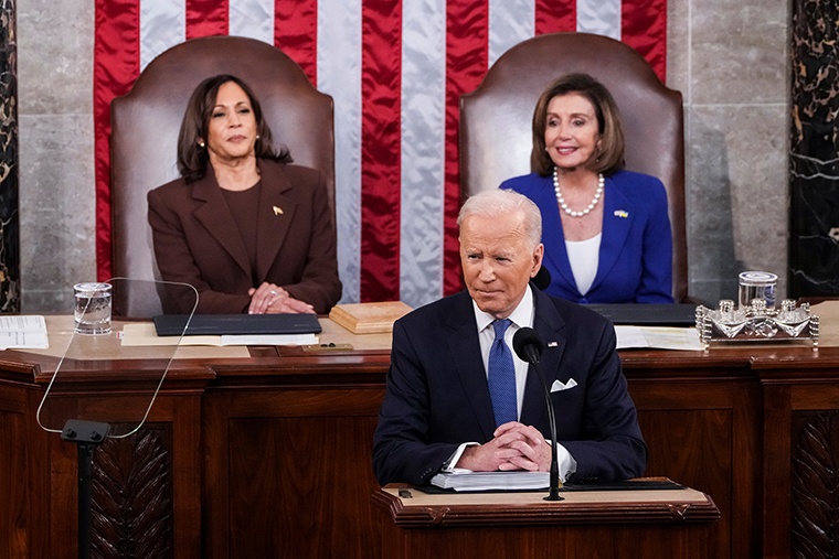 Biden noi Putin phai tra gia anh 1