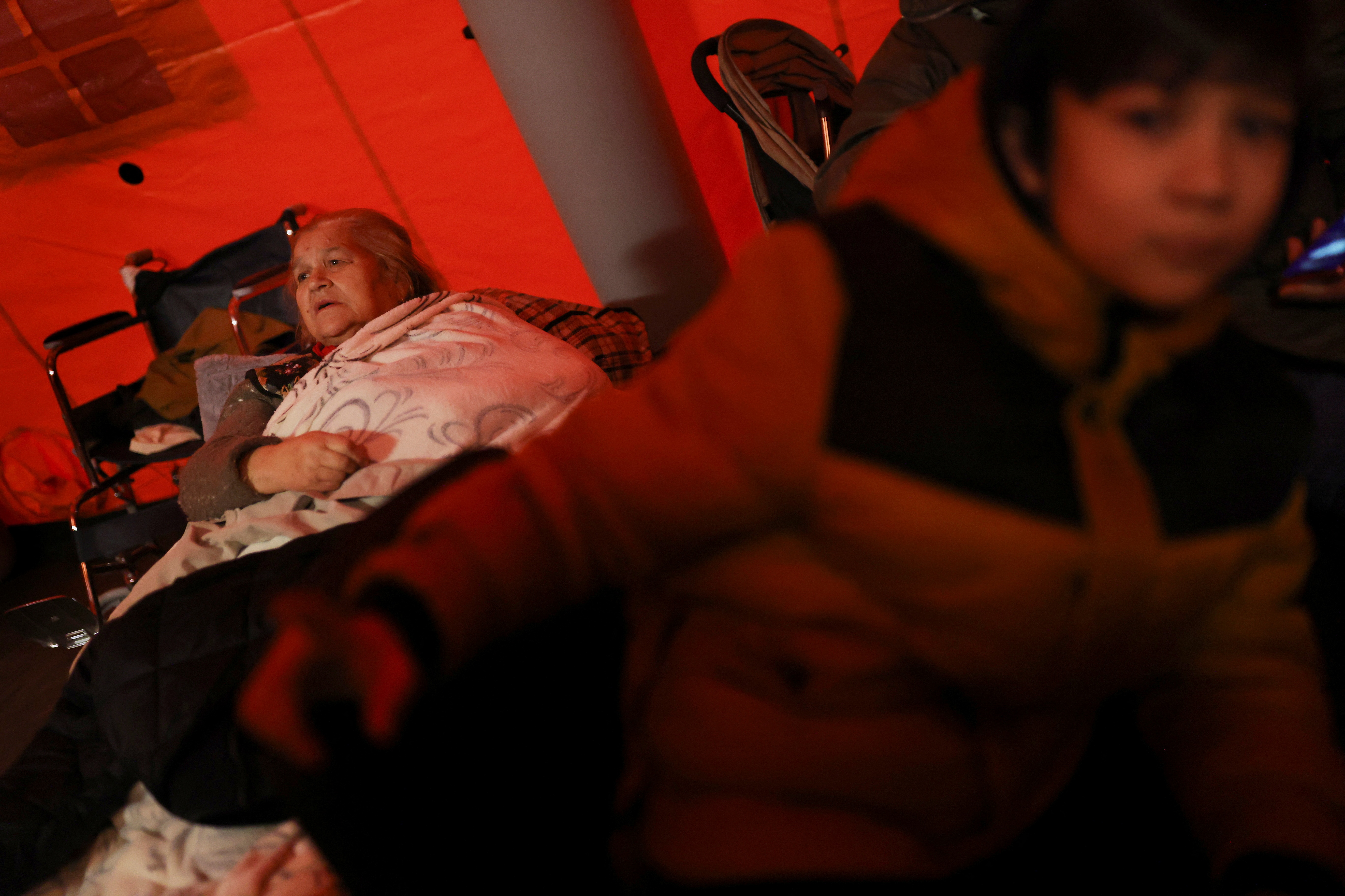 Ong Putin keu goi Duc, Phap gay ap luc len chinh quyen Kyiv hinh anh