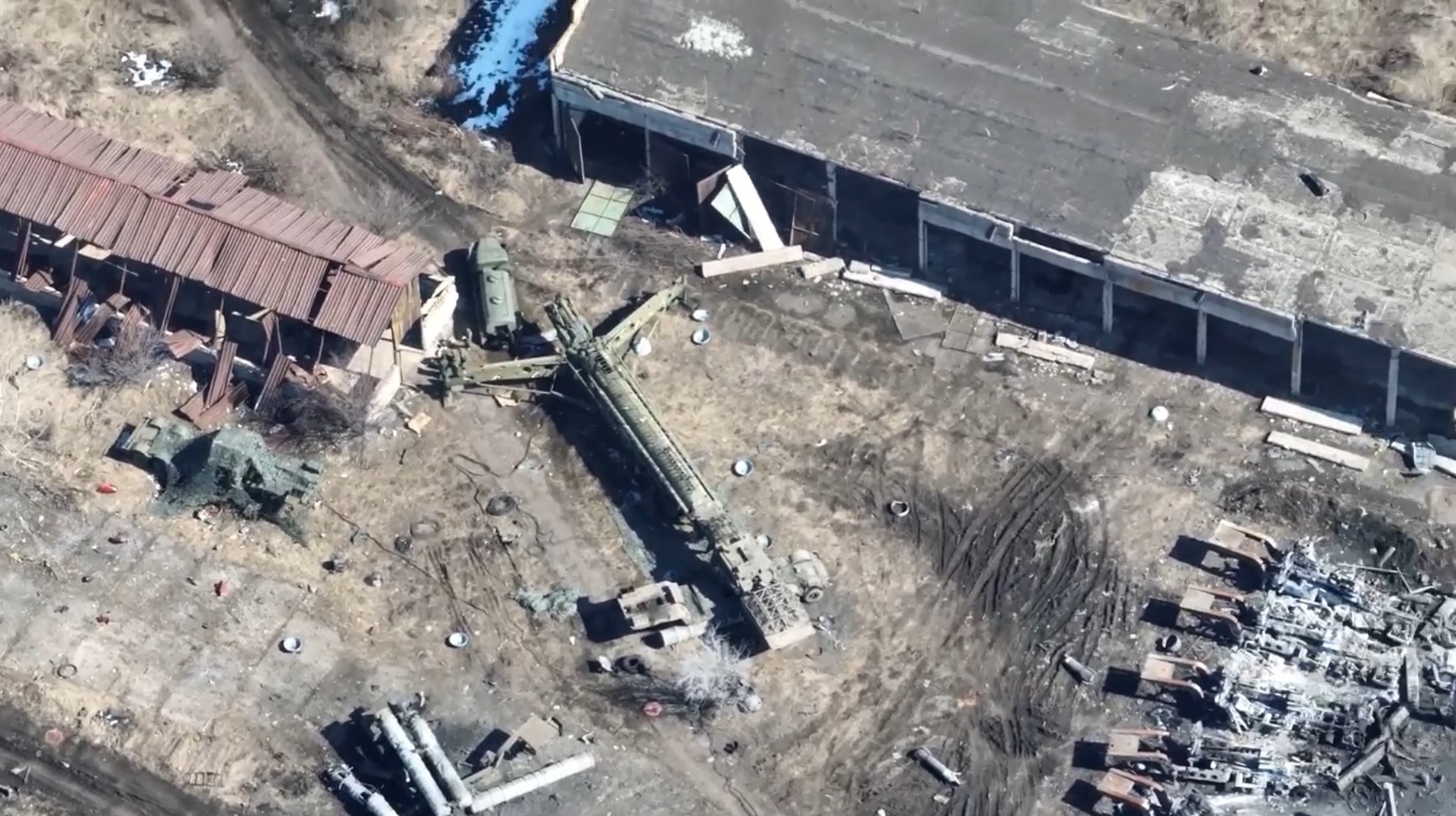 Nga cong bo video pha huy tran dia ten lua S-300 cua Ukraine hinh anh