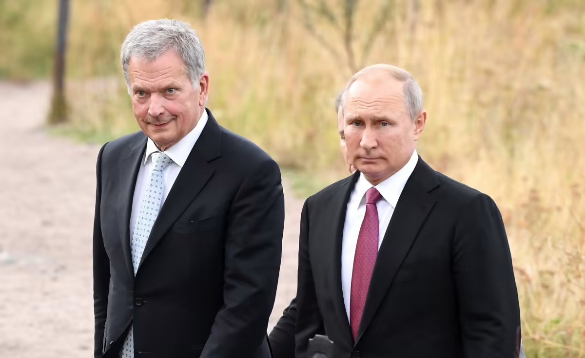 Ong Putin canh bao Phan Lan ve y dinh gia nhap NATO hinh anh