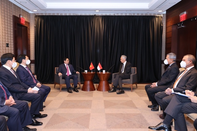 Thu tuong Pham Minh Chinh gap Thu tuong Ly Hien Long anh 1