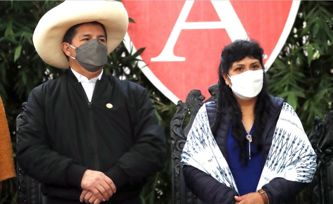Vo chong tong thong Peru bi cao buoc dao van anh 1