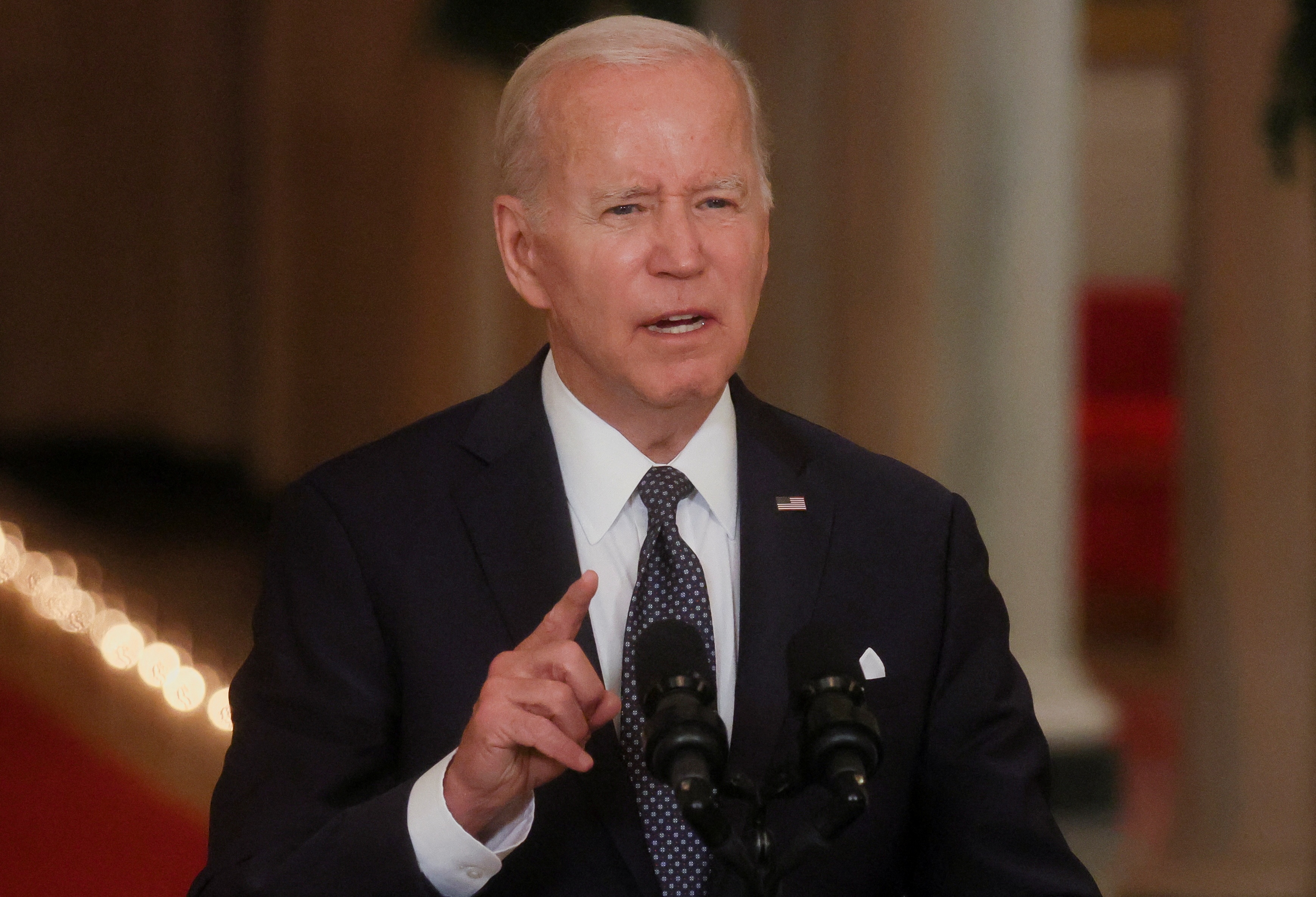 Ong Biden: 'Chung ta con muon bao nhieu cuoc tan sat nua day?' hinh anh