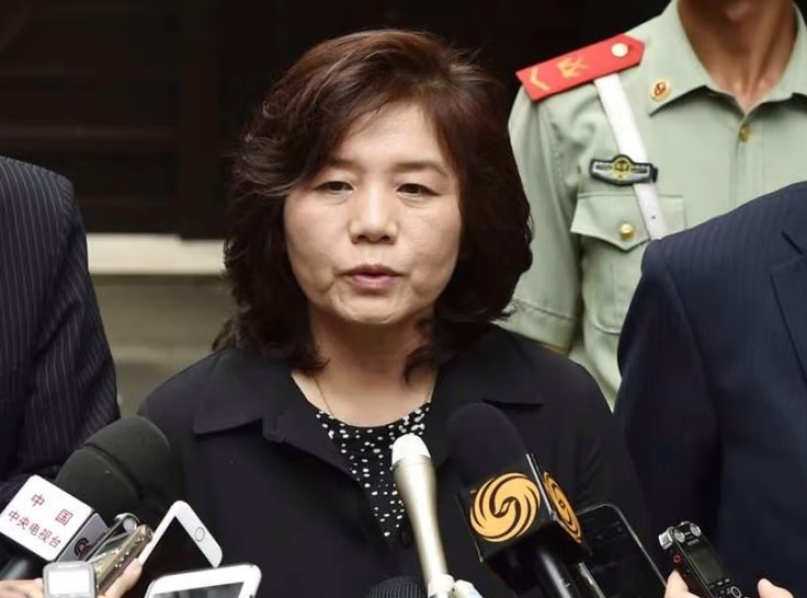 Trieu Tien co nu ngoai truong dau tien trong lich su hinh anh