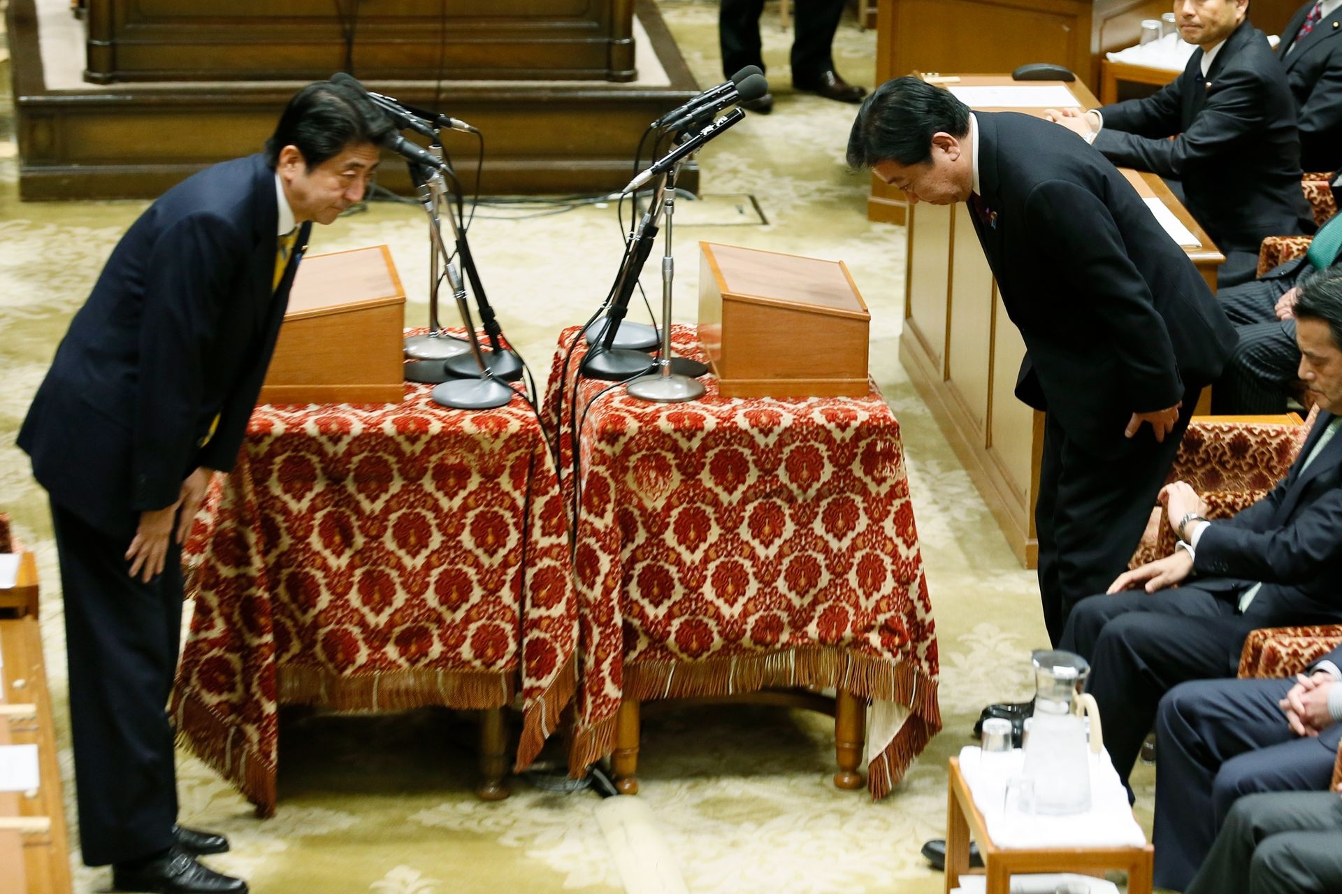 Ong Abe bi am sat anh 6