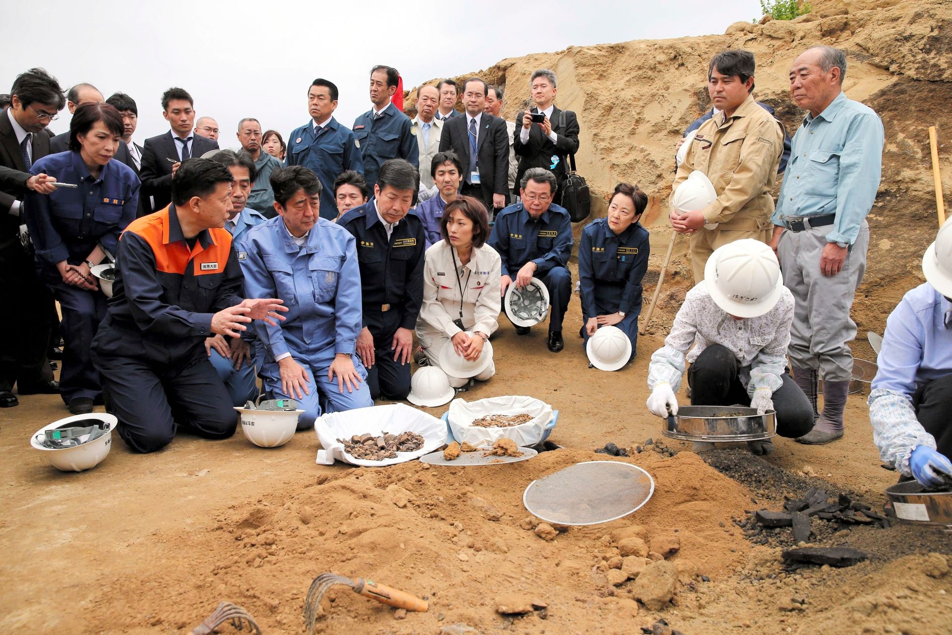 Ong Abe bi am sat anh 7