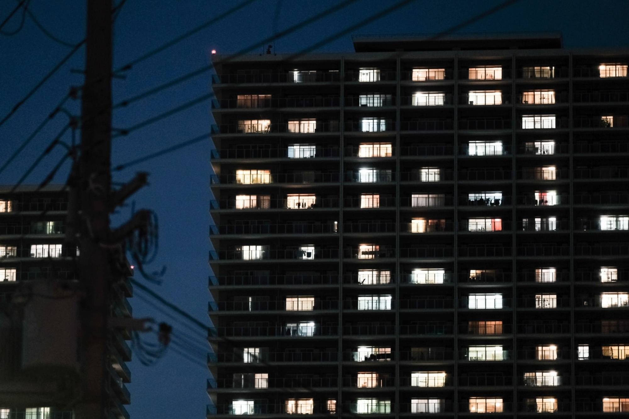 Nguoi Viet oan minh truoc nang nong va gia dien leo doc o Nhat hinh anh