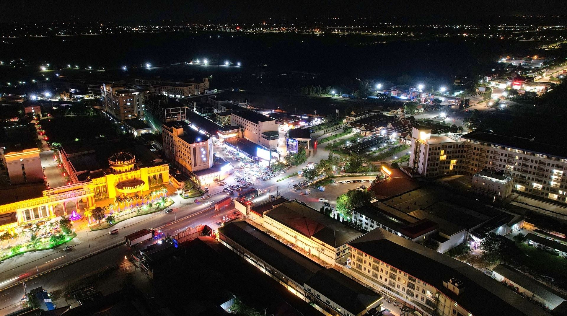 Chuyen gia: Hon 1 thang tran ap toi pham cua Campuchia 'dang khich le' hinh anh