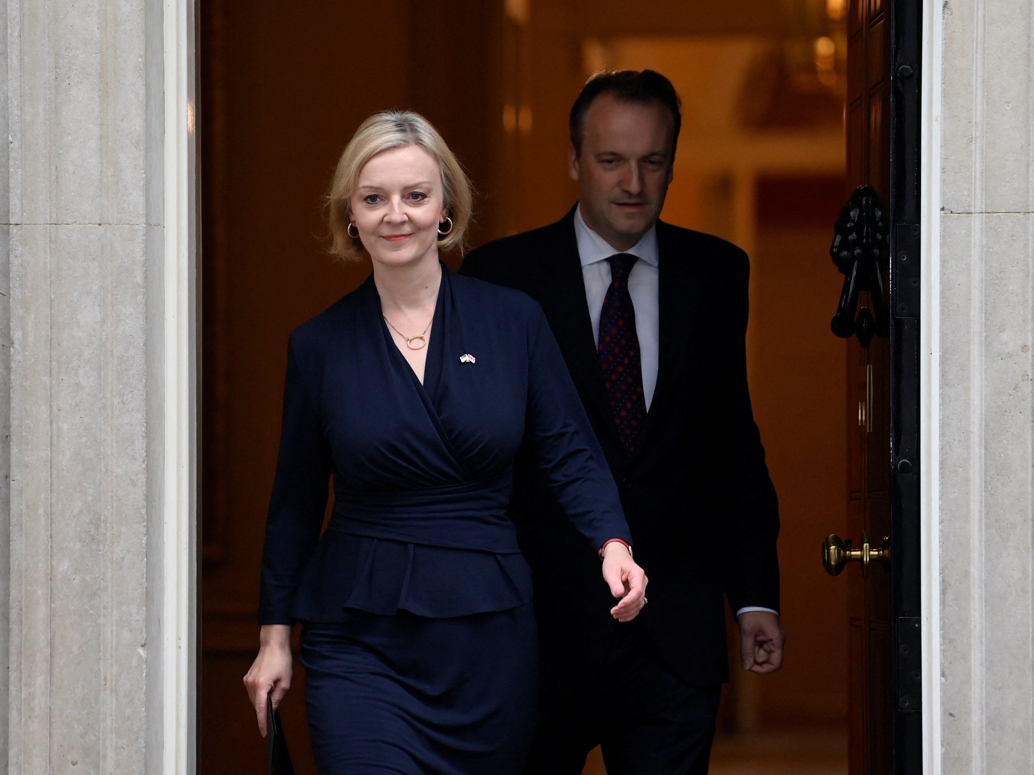 Ba Truss pha vo moi ky luc chinh truong Anh hinh anh