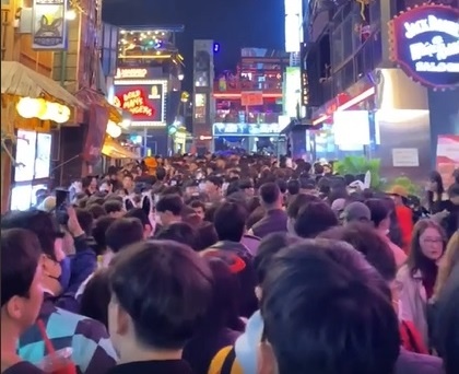 Nguoi Viet o Itaewon anh 2