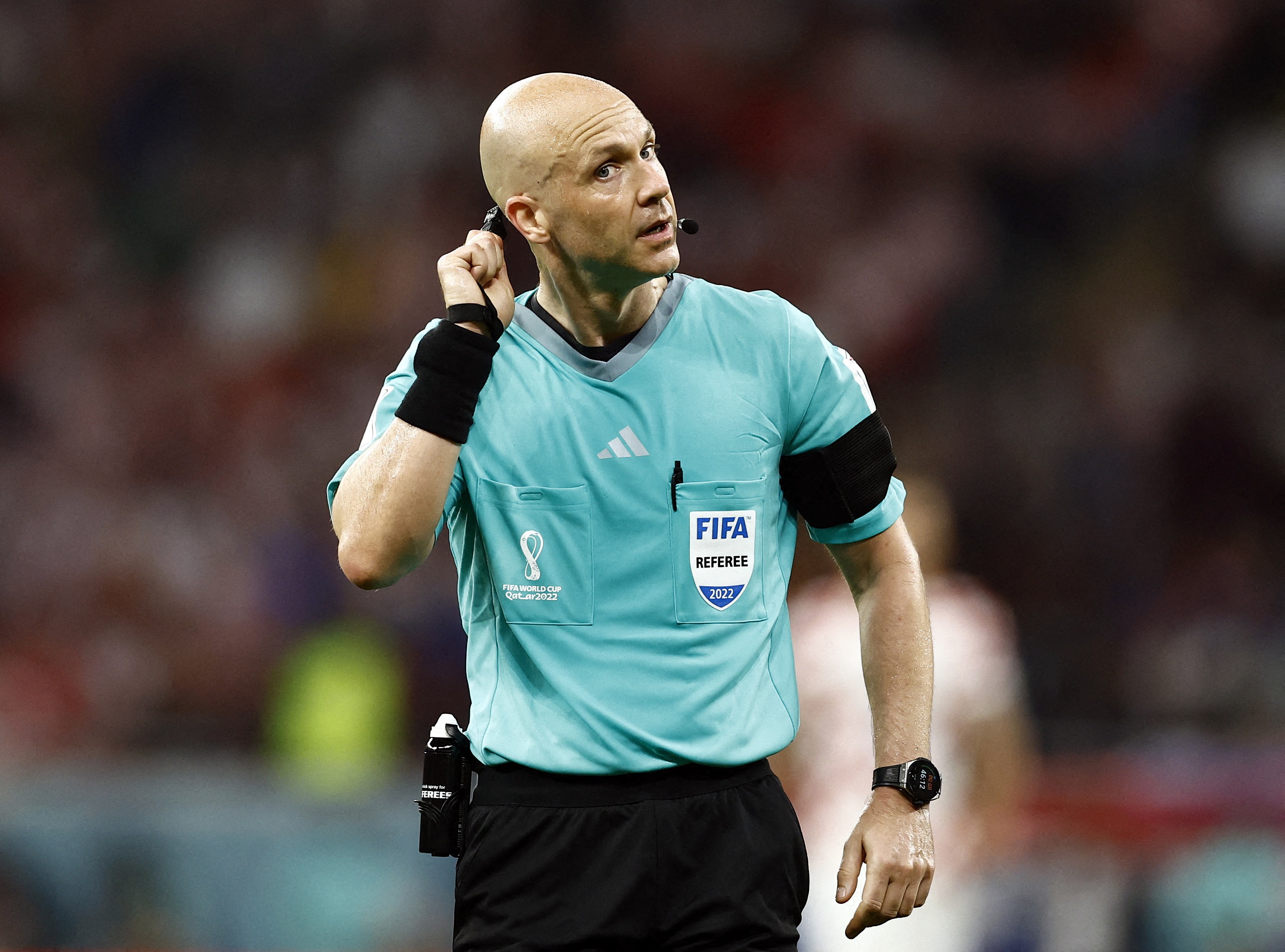 Ly do trong tai Anthony Taylor khong the bat tran chung ket World Cup hinh anh