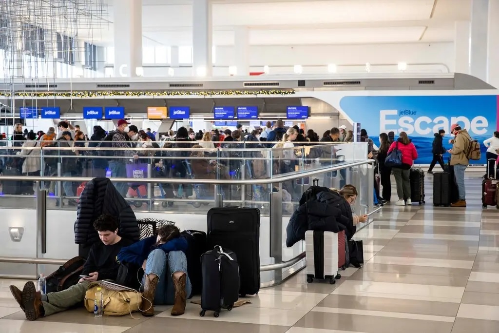 bao mua dong o My anh 3